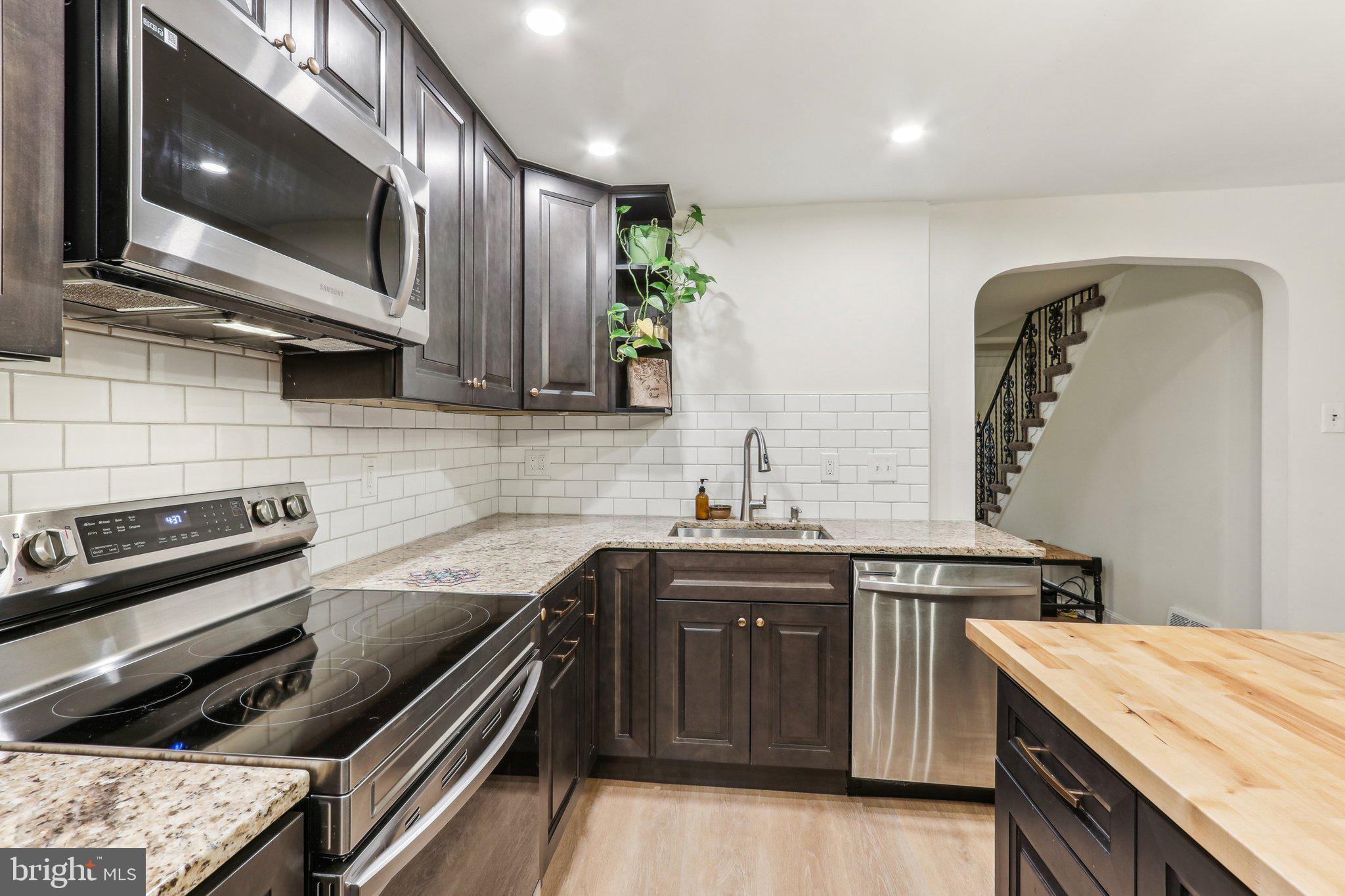 5329 North Springfield Road Clifton Heights, PA 19018 - Photo 7 of 46 Gallery Image 7
