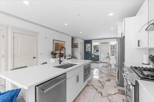 $2,750 | 895 Cherokee Blvd., Unit 107, Chattanooga, TN 37405