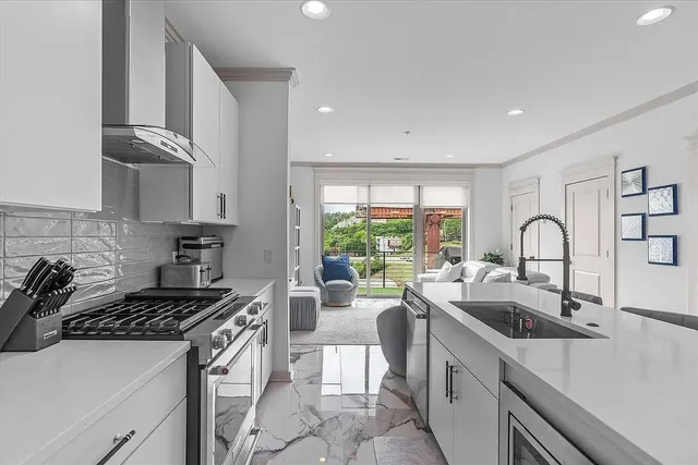 $2,750 | 895 Cherokee Blvd., Unit 107, Chattanooga, TN 37405