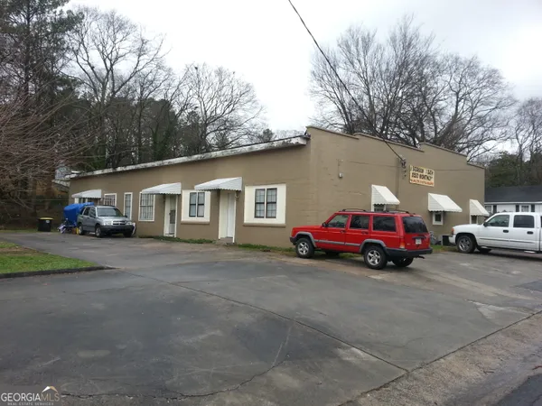 $1,000 | 207 Reynolds Street Northeast, Unit 4D, Rome, GA 30161