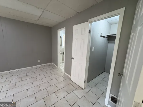 $1,000 | 207 Reynolds Street Northeast, Unit 4D, Rome, GA 30161