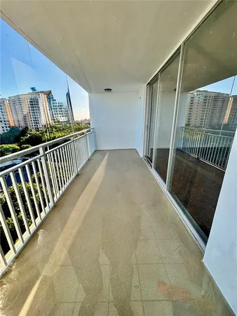 $5,000 | 609 Ocean Drive, Unit 10H, Key Biscayne, FL 33149