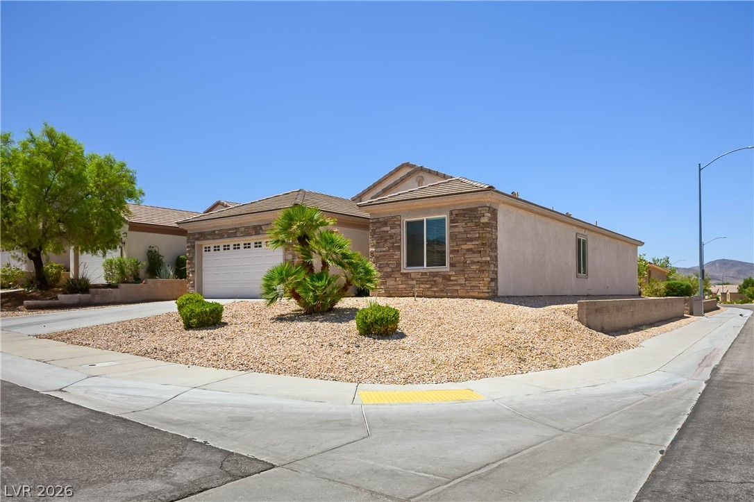 2563 Sargon Street Henderson, NV 89044 - Photo 13 of 35