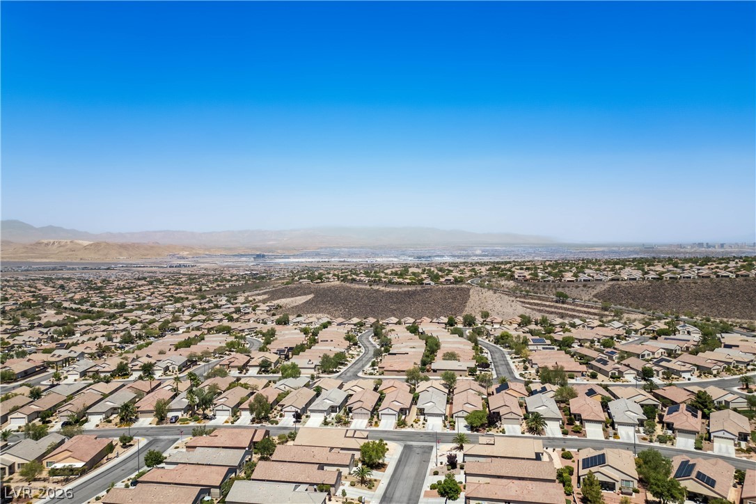 2563 Sargon Street Henderson, NV 89044 - Photo 7 of 35