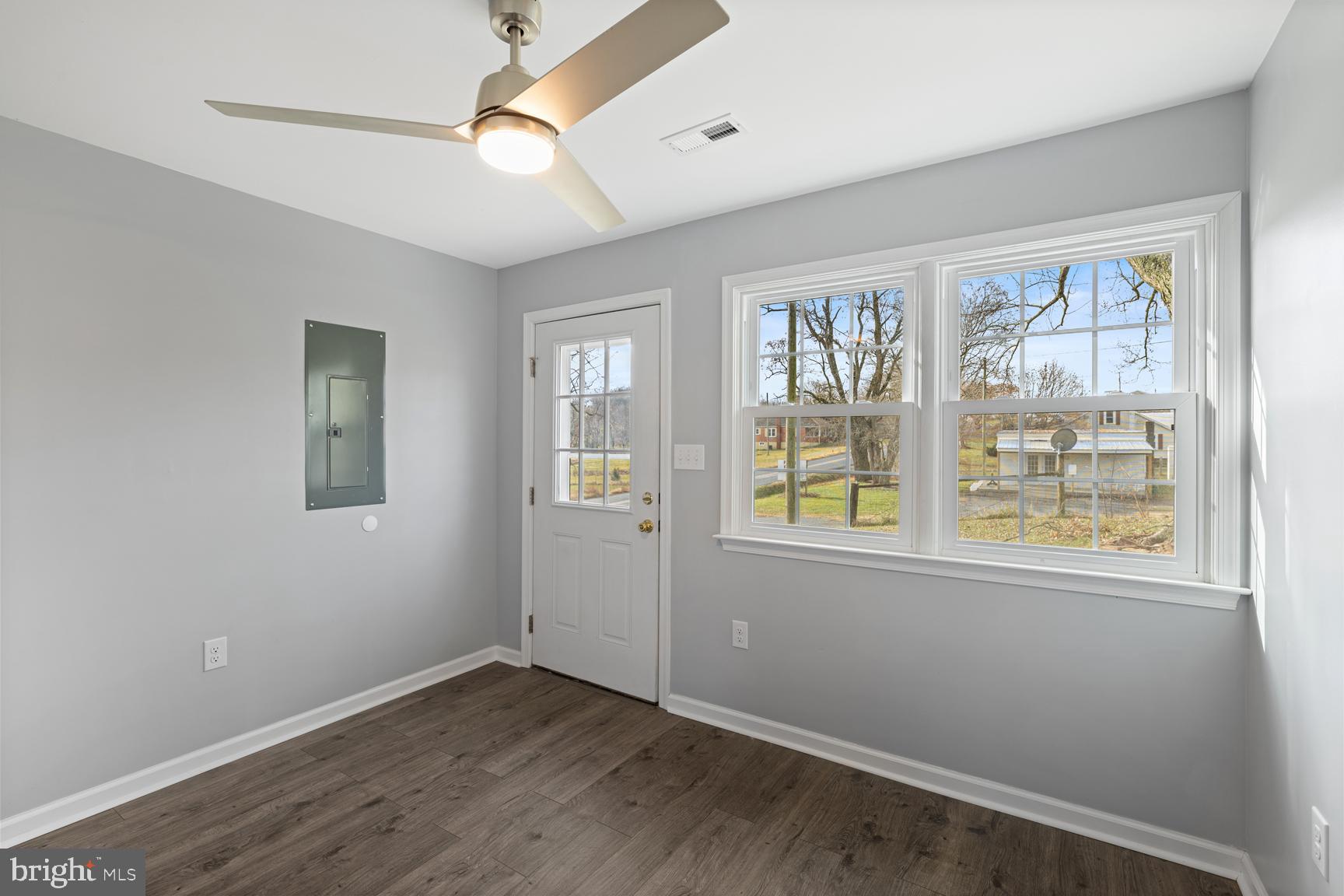 893 Turkey Knob Road Quicksburg, VA 22847 - Photo 3 of 56 Coming in the side door to the dining area