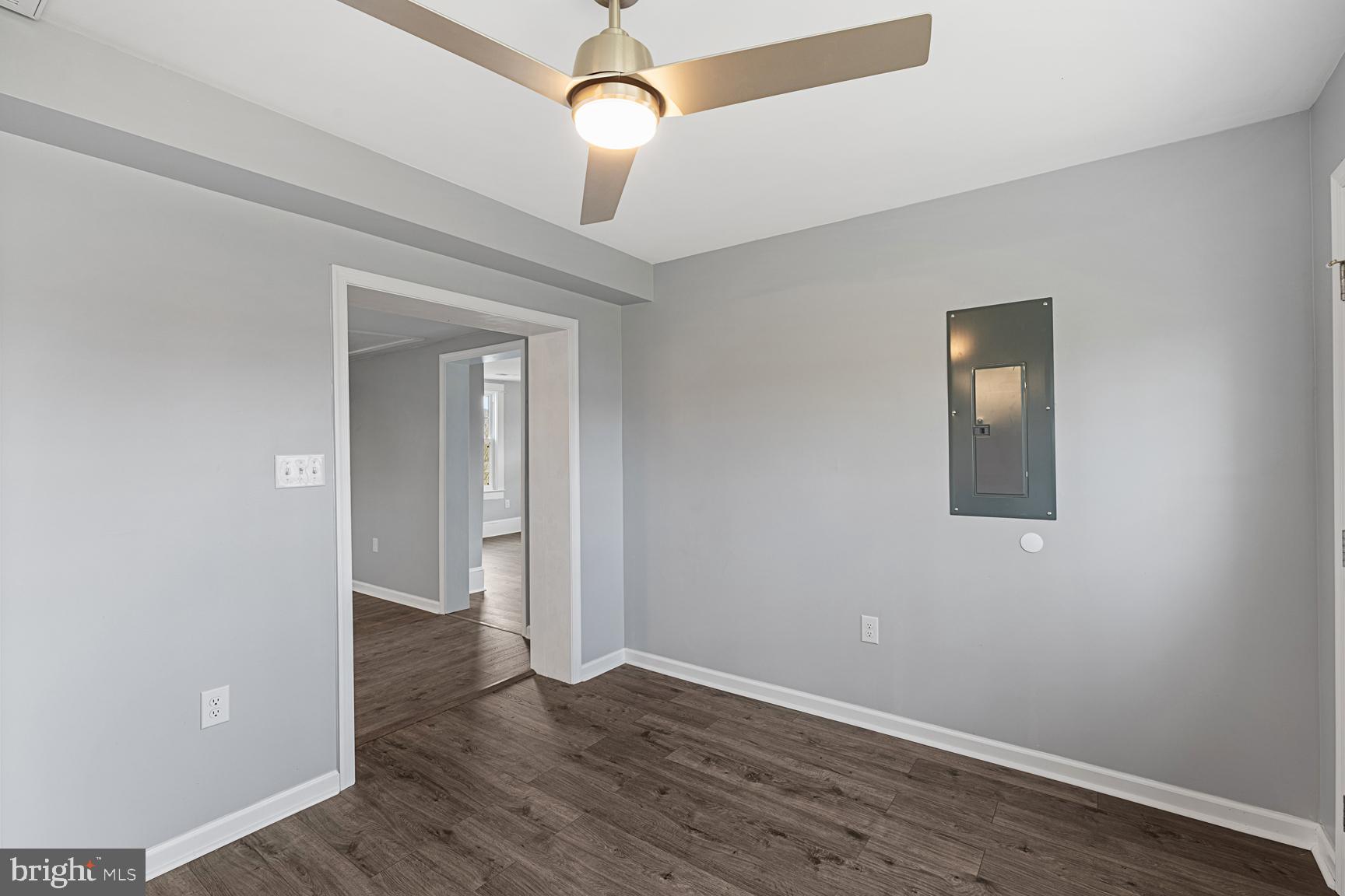 893 Turkey Knob Road Quicksburg, VA 22847 - Photo 4 of 56 Dining area