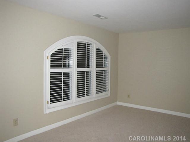 6029 Sharon Road, Unit 16 Charlotte, NC 28210 - Photo 14 of 16 Gallery Image 14