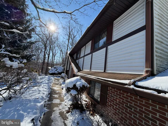 $399,000 | 128 Engletown Road, Honey Brook, PA 19344