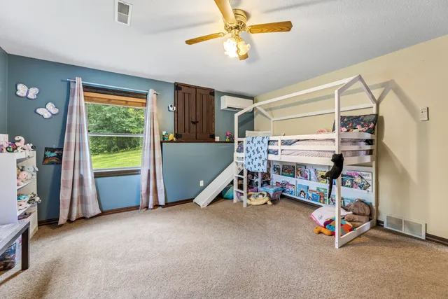 $599,900 | N19735 County Rd DD, Gale, WI 54630