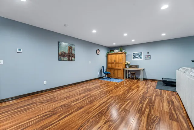 $599,900 | N19735 County Rd DD, Gale, WI 54630