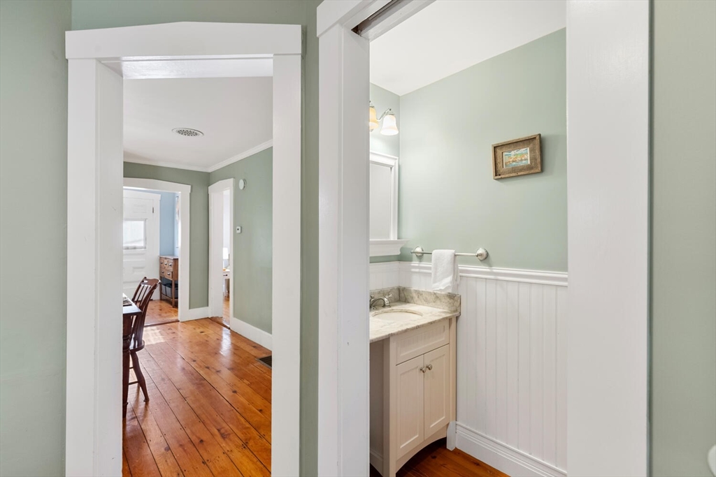 100 Willow Street Hamilton, MA 01982 - Photo 20 of 35 a very nice looking room with a wooden floor