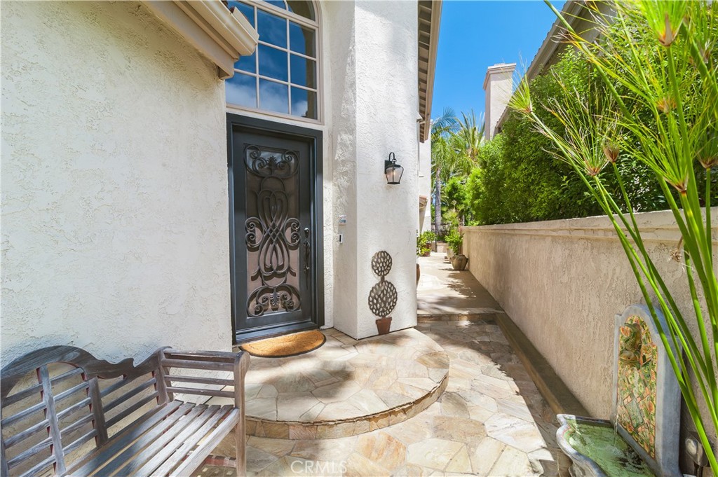 44 San Raphael Dana Point, CA 92629 - Photo 4 of 45
