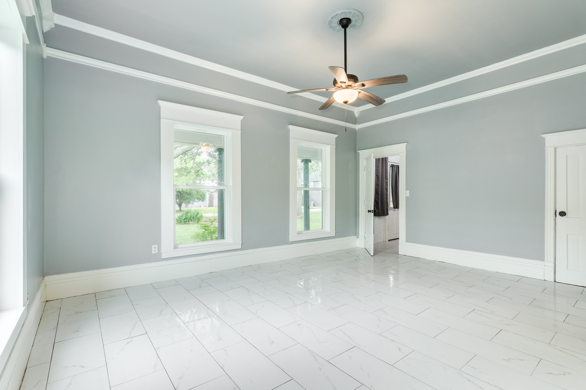 336 North Rockisland Street Angleton, TX 77515 - Photo 6 of 32 a view of an empty room with a window