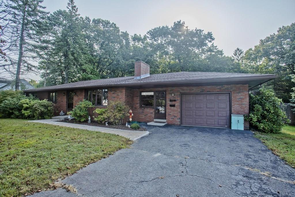 1057 Granby Road Chicopee, MA 01020 - Photo 2 of 18 Gallery Image 2
