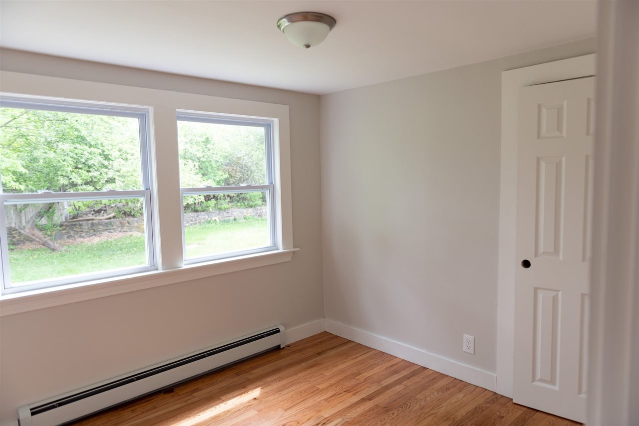 34 Stevenson Road Kittery, ME 03904 - Photo 10 of 12