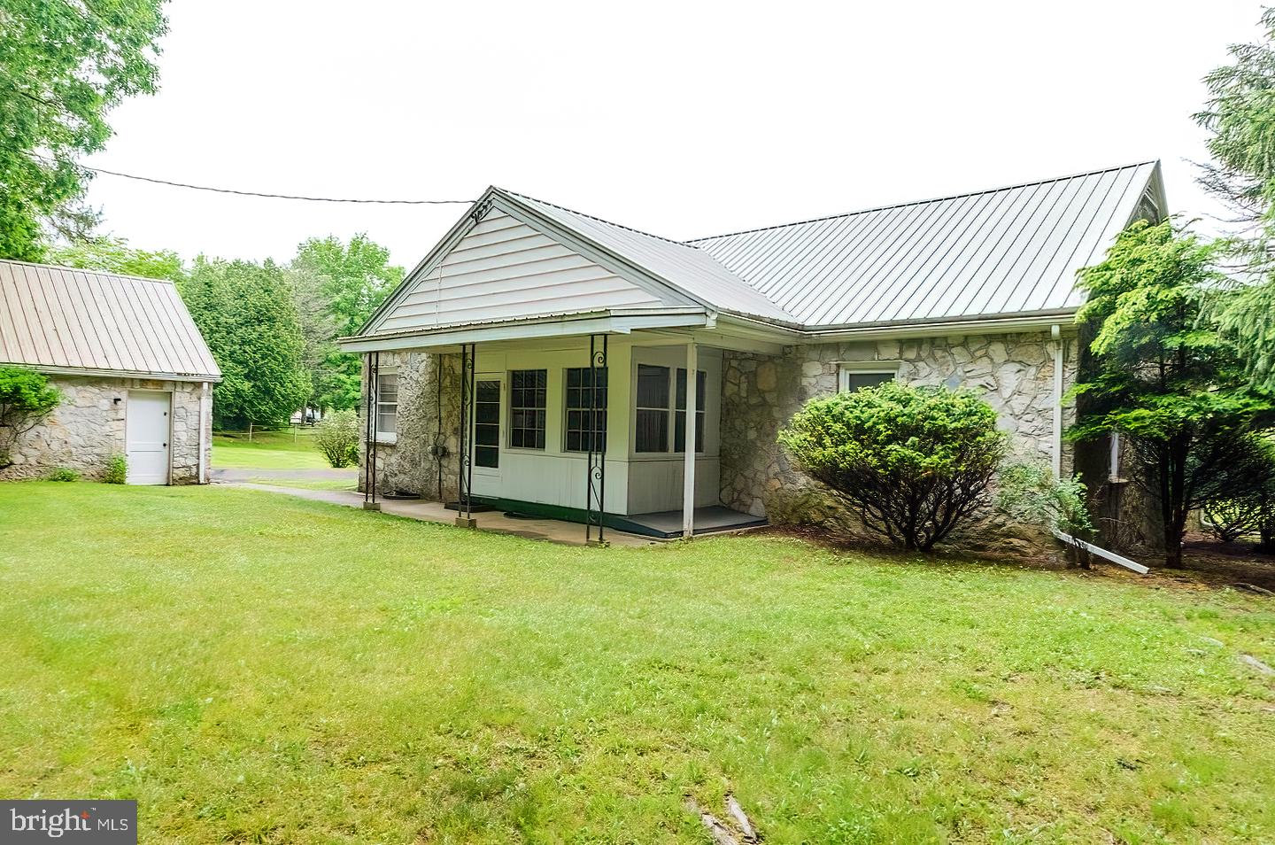 1973 Valley Road Berkeley Springs, WV 25411 - Photo 49 of 51 Gallery Image 49