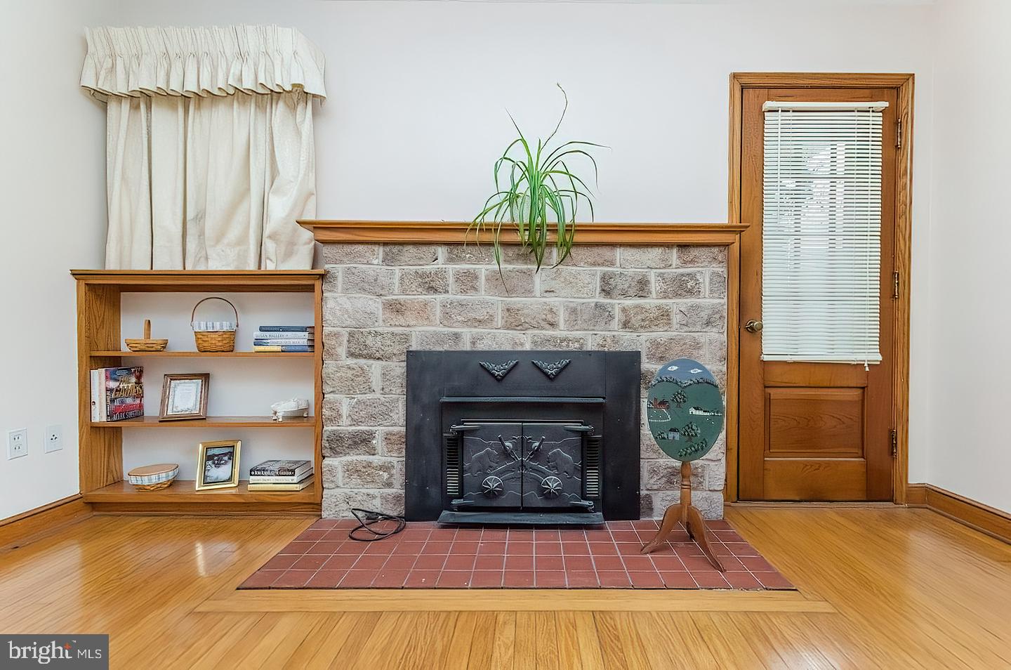 1973 Valley Road Berkeley Springs, WV 25411 - Photo 10 of 51 Gallery Image 10