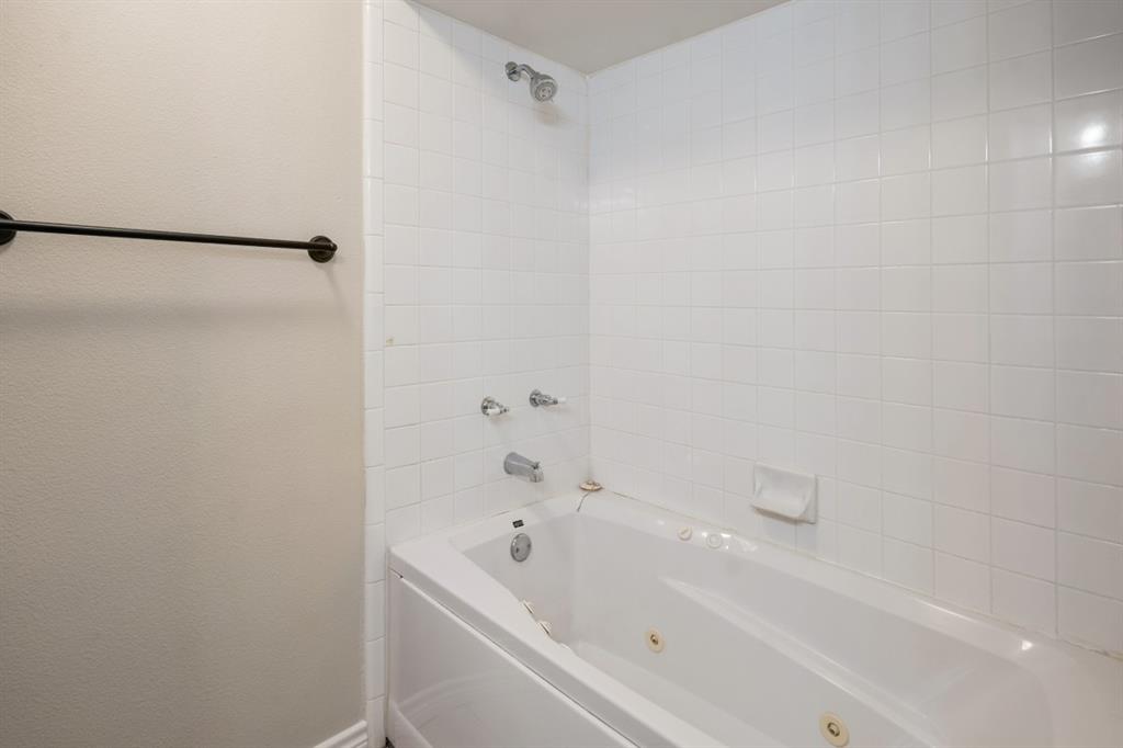 1 Oak Ridge Circle Star Harbor, TX 75148 - Photo 20 of 40