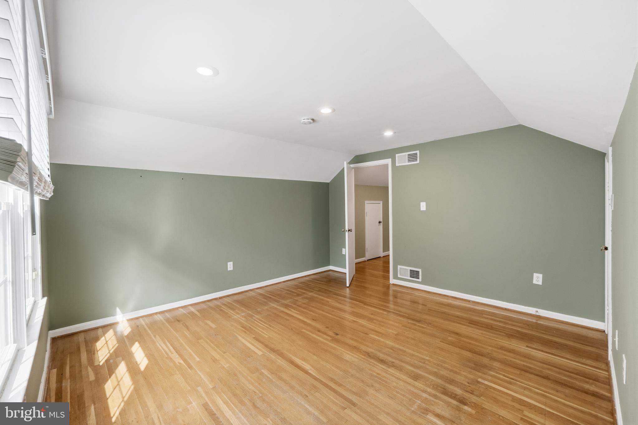 13316 Old Forge Road Silver Spring, MD 20904 - Photo 32 of 58 Primary Bedrm Office or Make it a Massive Closet