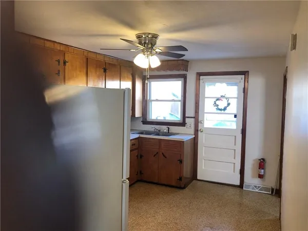 $1,500 | 30 Wakefield Street, West Warwick, RI 02893
