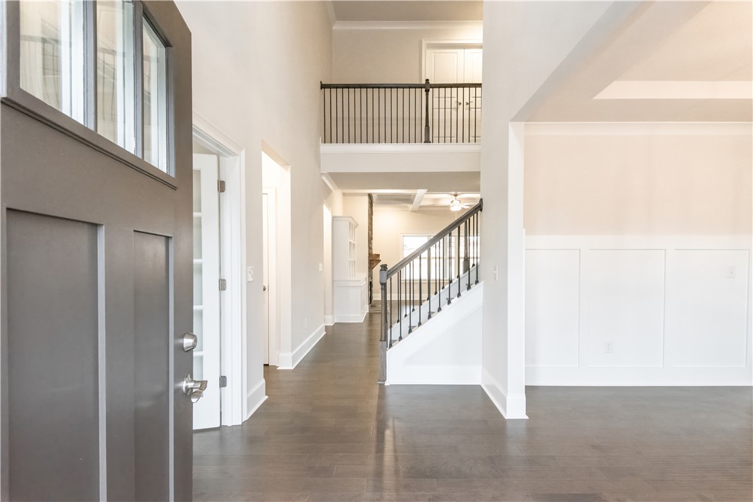 220 Holly Br Road Piedmont, SC 29673 - Photo 3 of 33 Enter into a bright, inviting space with soaring ceilings and rich hardwood floors.