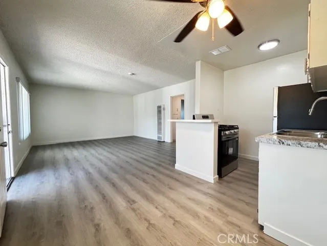 $1,895 | 1835 West Crestwood Lane, Anaheim, CA 92804