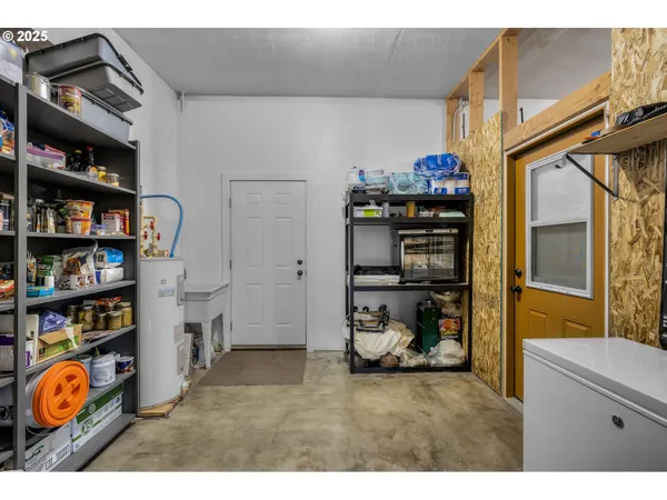 $520,000 | 60625 Three Point Road, Canyon City, OR 97820