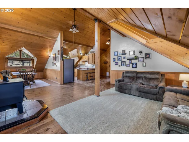 $540,000 | 60625 Three Point Road, Canyon City, OR 97820