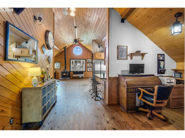 $540,000 | 60625 Three Point Road, Canyon City, OR 97820