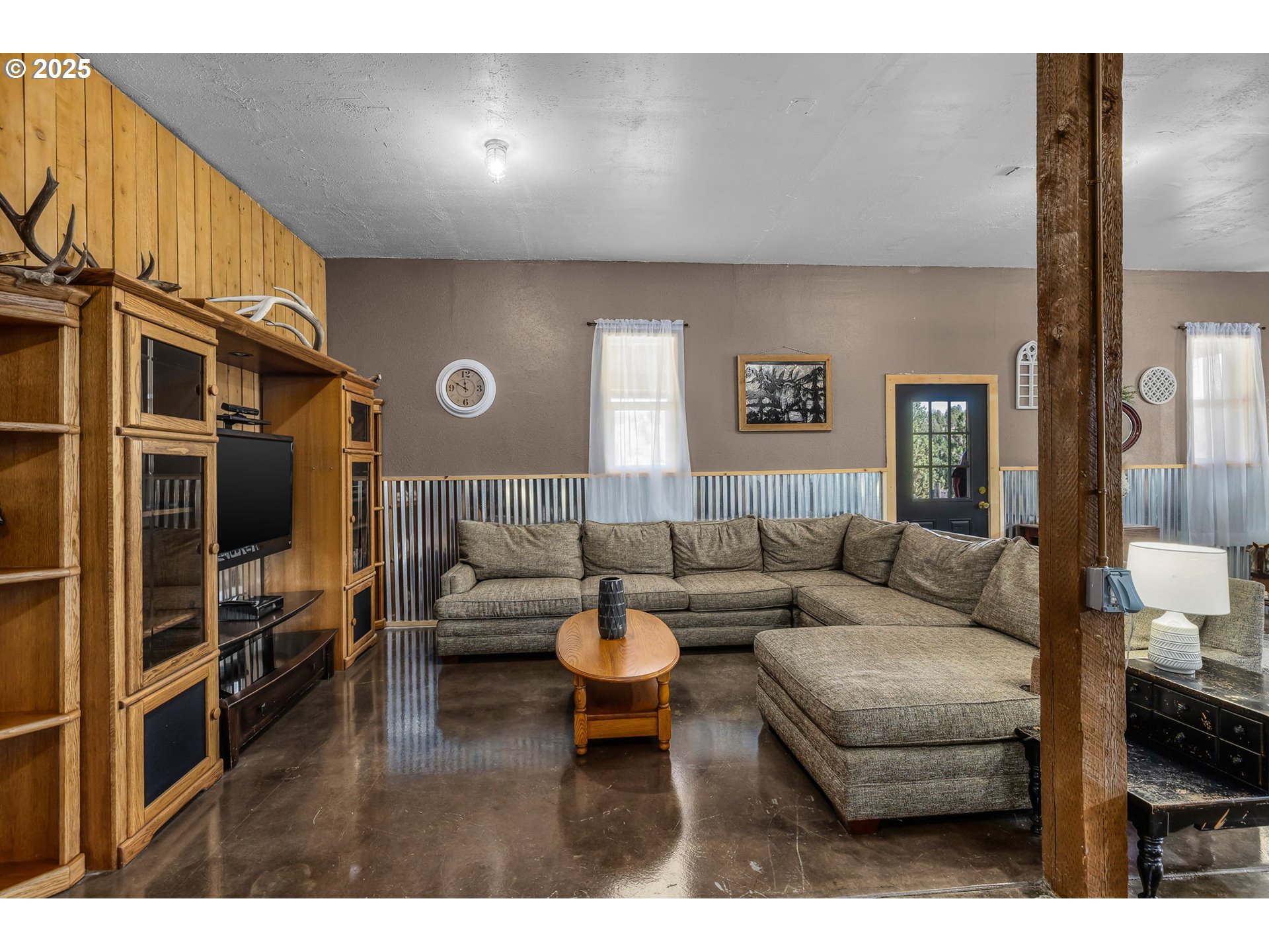 60625 Three Point Road Canyon City, OR 97820 - Photo 7 of 48