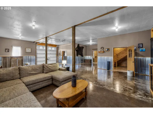 $540,000 | 60625 Three Point Road, Canyon City, OR 97820