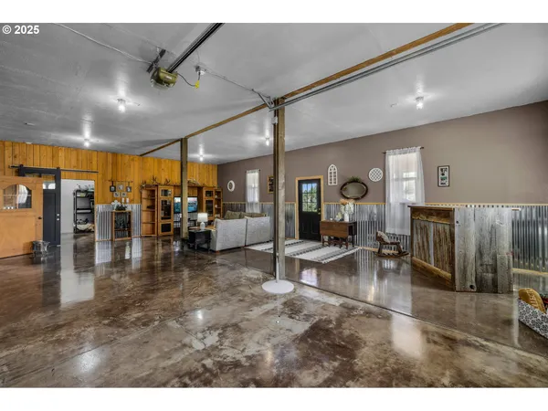 $520,000 | 60625 Three Point Road, Canyon City, OR 97820