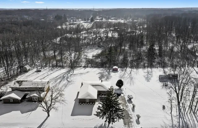 a view of outdoor space yard and mountain view