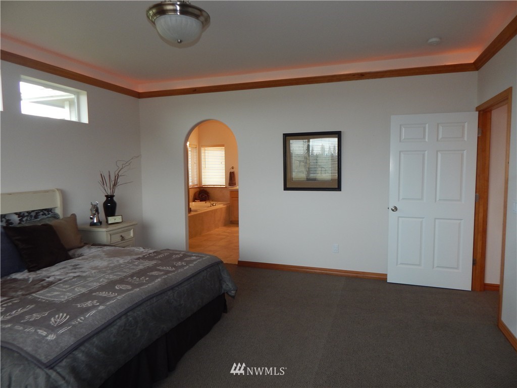 220 Rilla Lane Sequim, WA 98382 - Photo 11 of 23