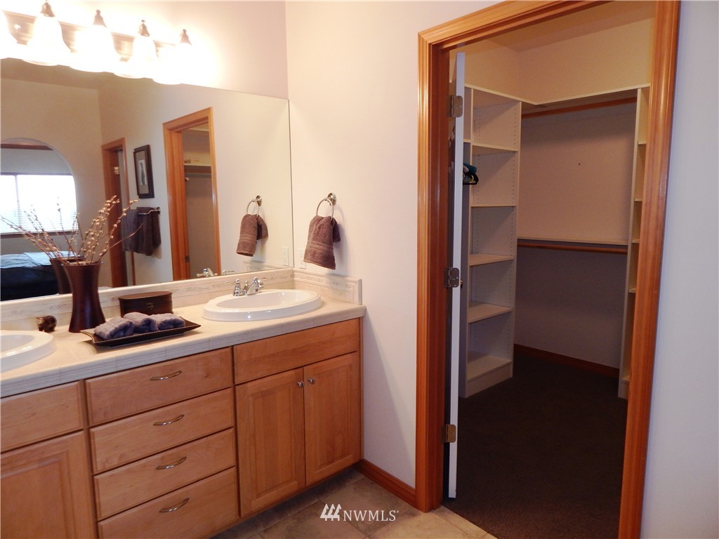 220 Rilla Lane Sequim, WA 98382 - Photo 13 of 23