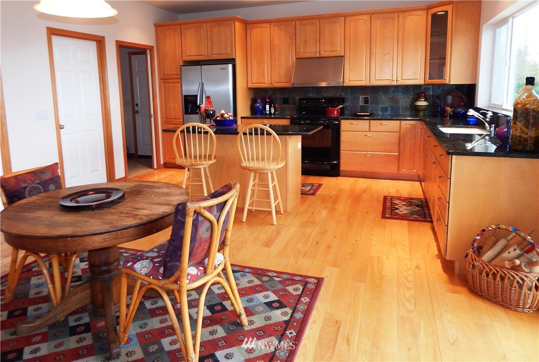 220 Rilla Lane Sequim, WA 98382 - Photo 7 of 23