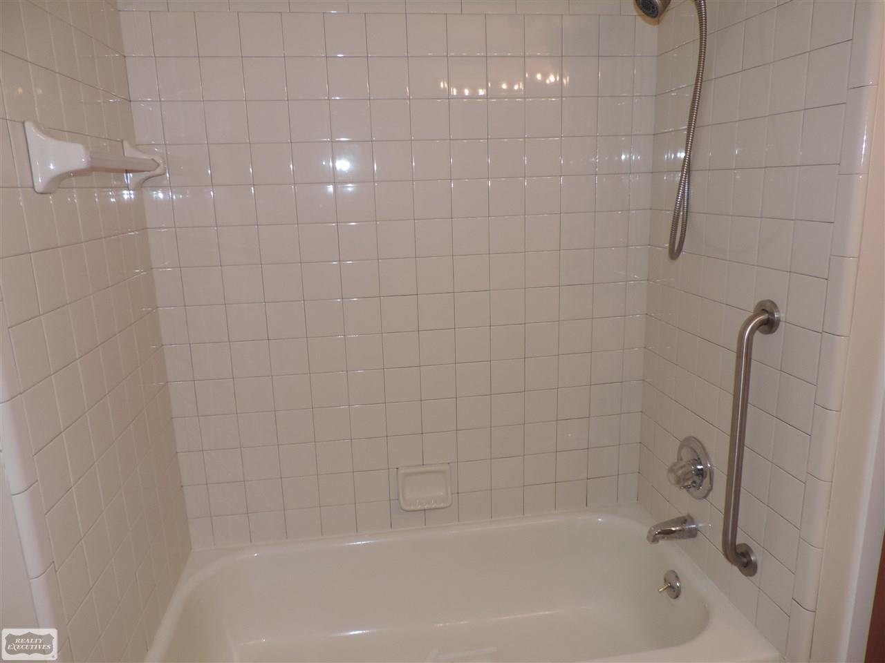 26095 Old Shook Road Harrison Township, MI 48045 - Photo 7 of 13