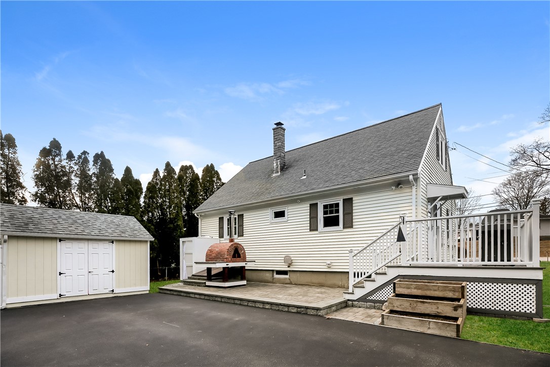 7 Lee Street Westerly, RI 02891 - Photo 20 of 22 Gallery Image 20