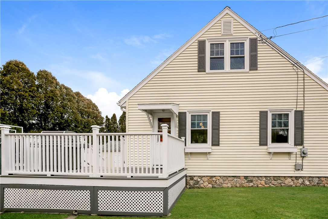 7 Lee Street Westerly, RI 02891 - Photo 21 of 22 Gallery Image 21