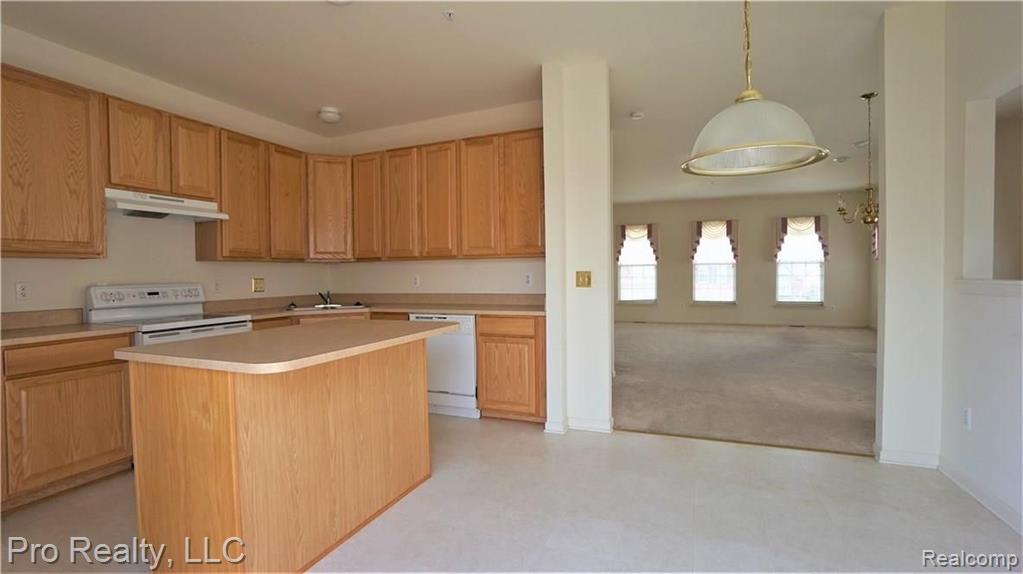 423 Cherry Orchard Road, Unit 101 Canton, MI 48188 - Photo 14 of 17
