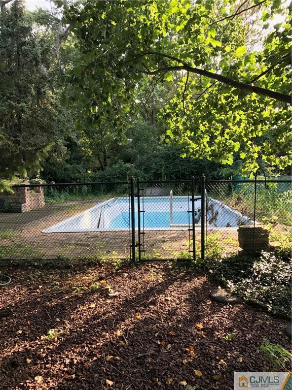 36 Abbott Road Somerset, NJ 08873 - Photo 22 of 22 a view of a backyard