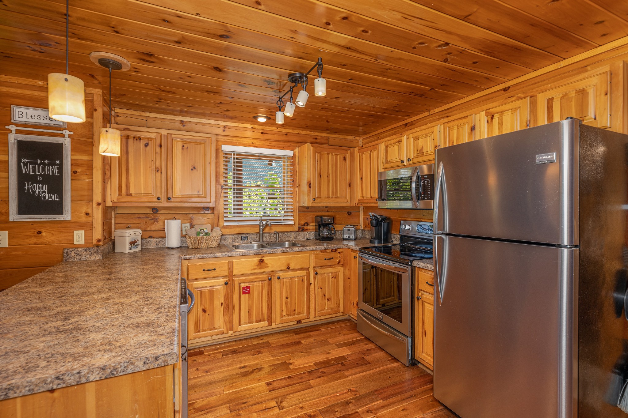 703 Ridgewood Way Pigeon Forge, TN 37863 - Photo 14 of 43 Gallery Image 14