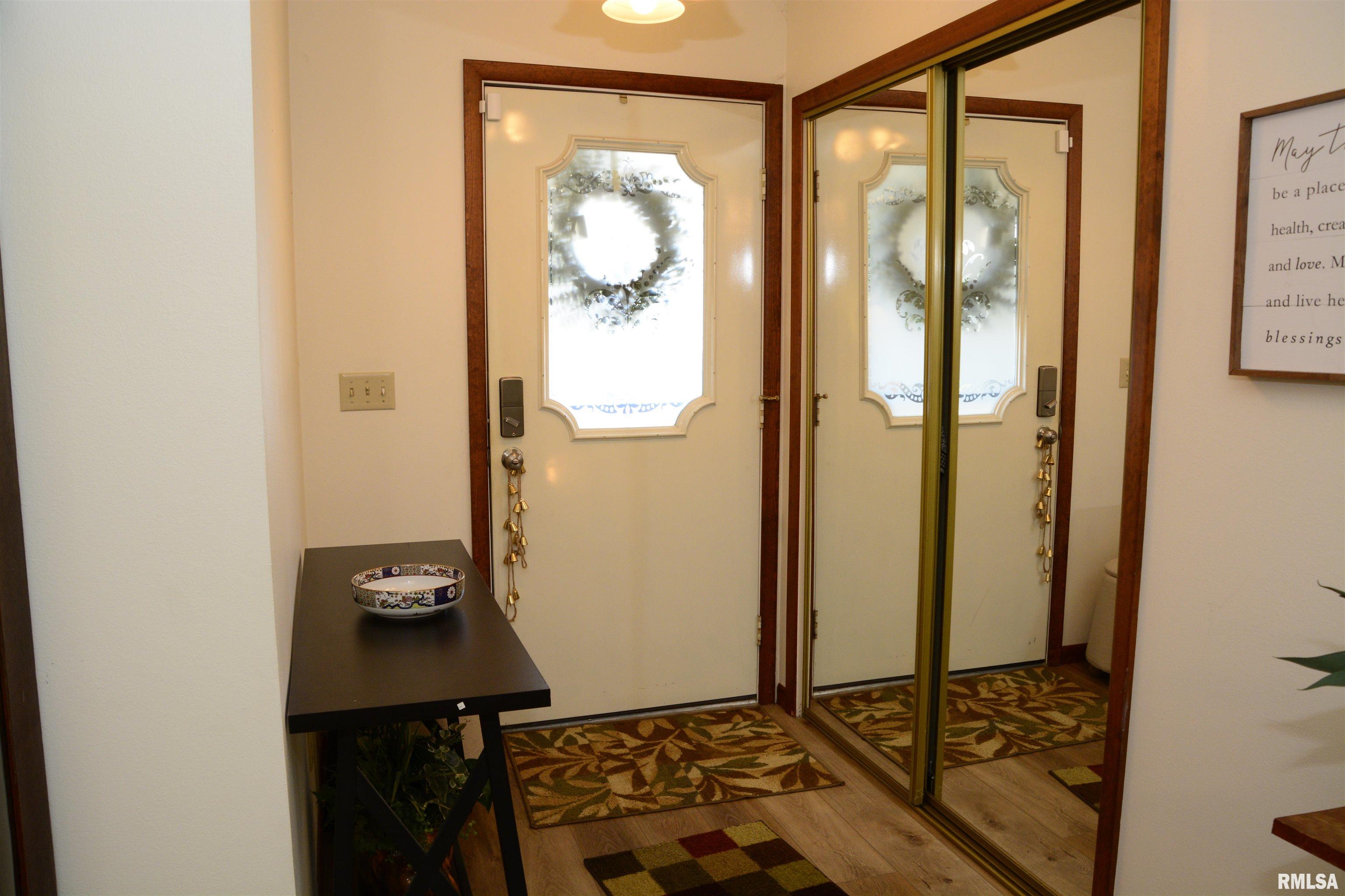 2103 Maple Avenue Macomb, IL 61455 - Photo 2 of 18