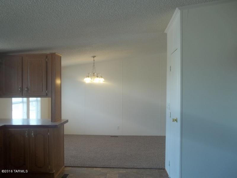 13310 North Derringer Road Marana, AZ 85653 - Photo 9 of 18