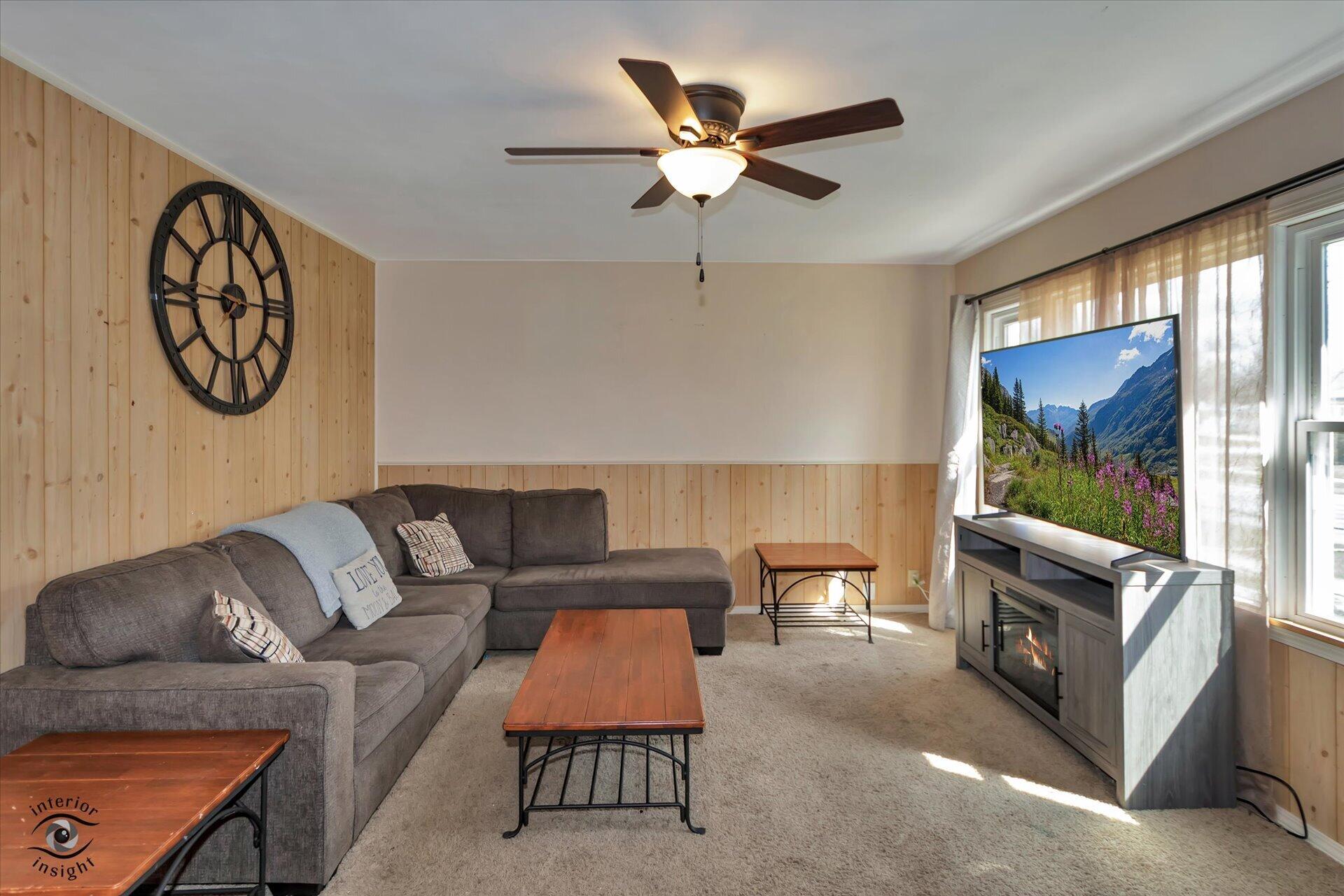 3341 Maple Drive Highland, IN 46322 - Photo 5 of 27 a living room with furniture and a flat screen tv