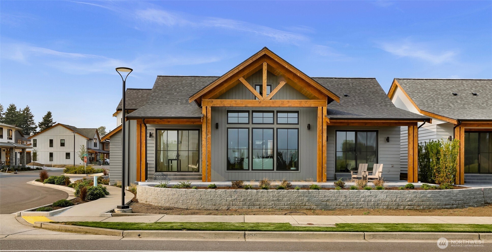 231 Skipping Stone Loop Lynden, WA 98264 - Photo 2 of 33