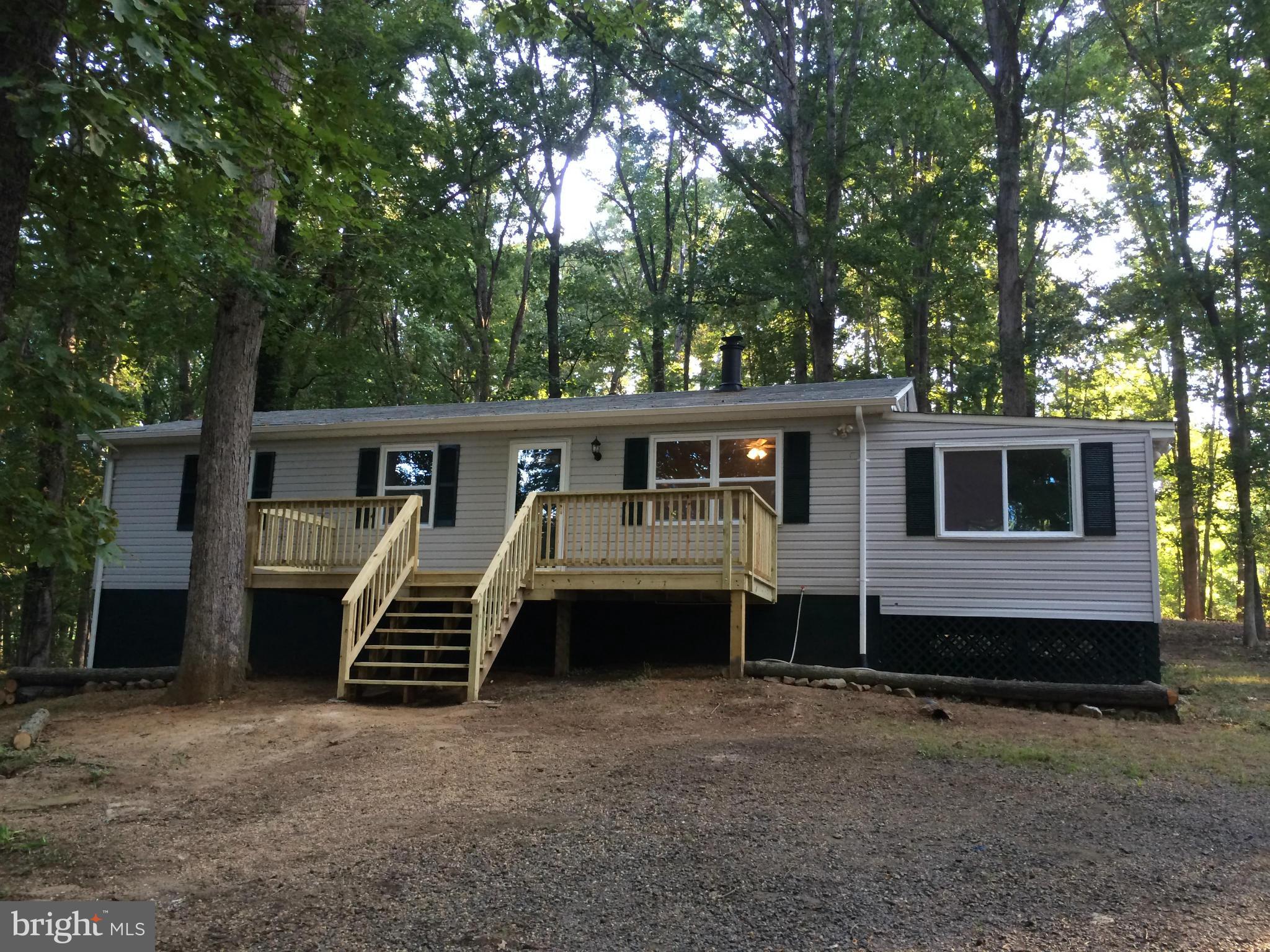 9325 Lees Ridge Road Warrenton, VA 20186 - Photo 2 of 19 Exterior (Front)