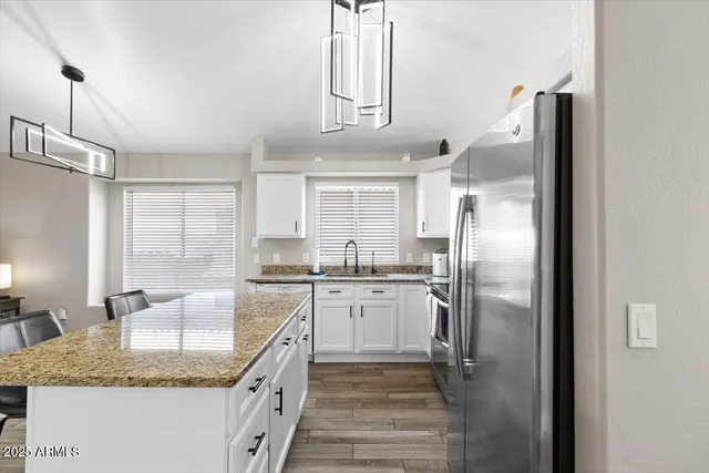 $535,999 | 110 West Rosemonte Drive, Phoenix, AZ 85027