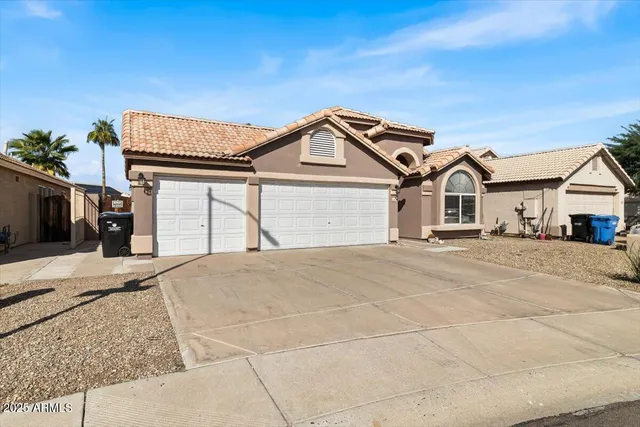 $535,999 | 110 West Rosemonte Drive, Phoenix, AZ 85027
