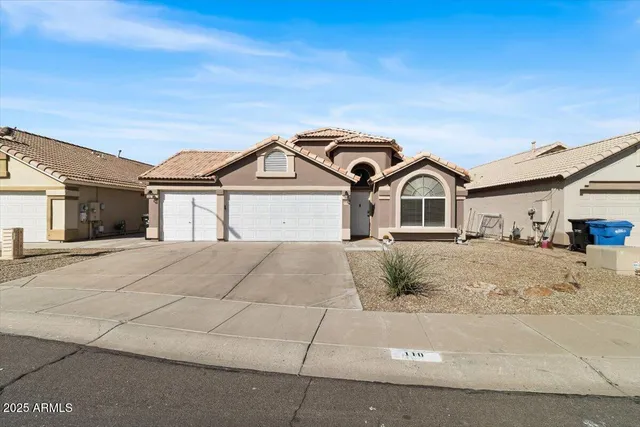 $535,999 | 110 West Rosemonte Drive, Phoenix, AZ 85027